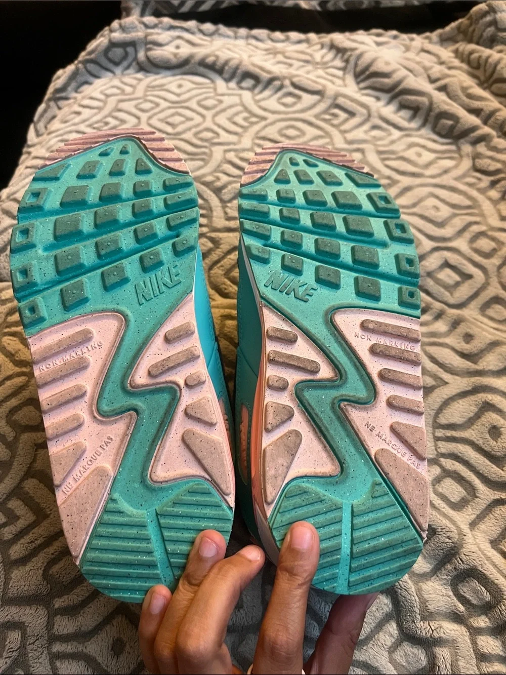 Nike White Teal Pink Mesh Snake-Texture Sneakers air max 90